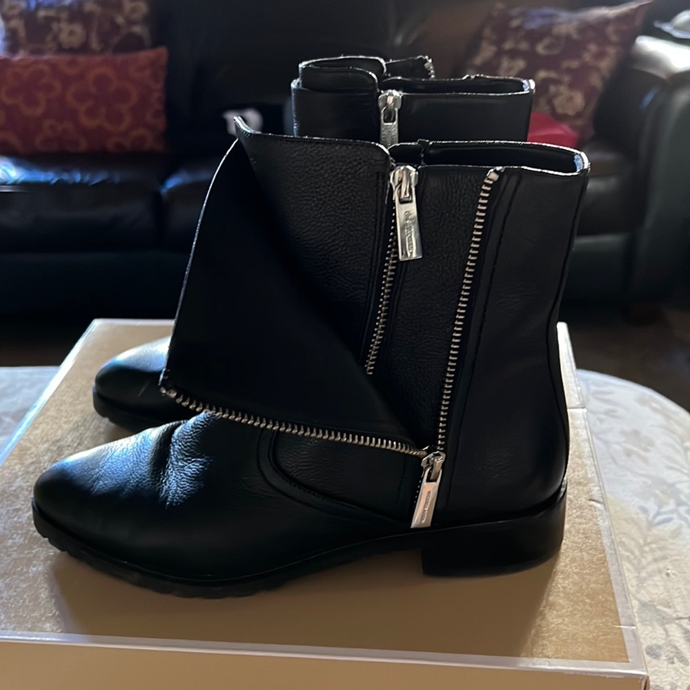 Michael Kors Andi Flat black leather moto booties 6.5